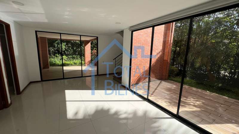 Foto 21 de 28 — Casa en Los Benedictinos, Envigado