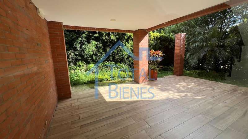 Foto 22 de 28 — Casa en Los Benedictinos, Envigado