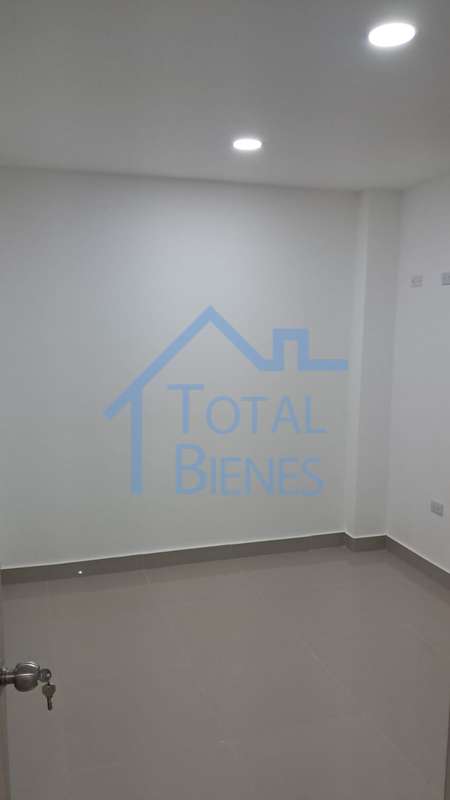 Foto 10 de 17 — Apartamento en San Bernardo, Medellín