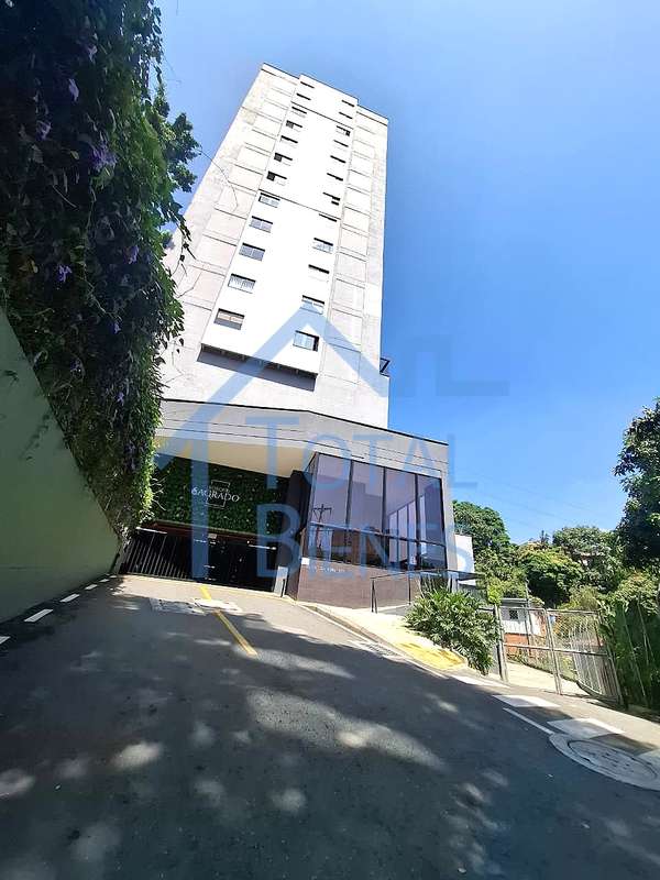Foto 1 de 30 — Apartamento en Trianon, Envigado