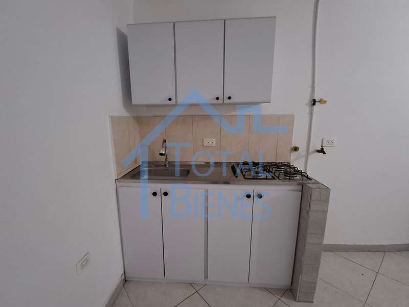 Foto 4 de 9 — Apartamento en La Floresta, Medellín