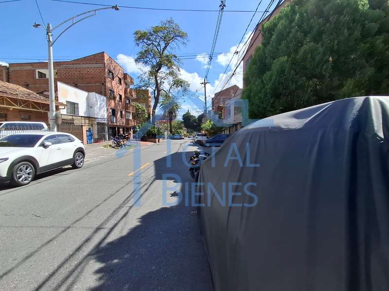 Foto 9 de 9 — Apartamento en La Floresta, Medellín