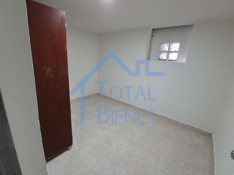 Foto 11 de 17 — Apartamento en Buenos Aires, Medellín