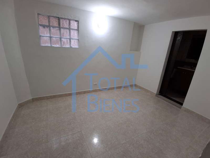 Foto 12 de 17 — Apartamento en Buenos Aires, Medellín