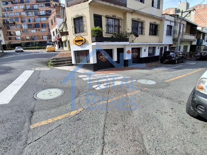Foto 4 de 17 — Apartamento en Buenos Aires, Medellín