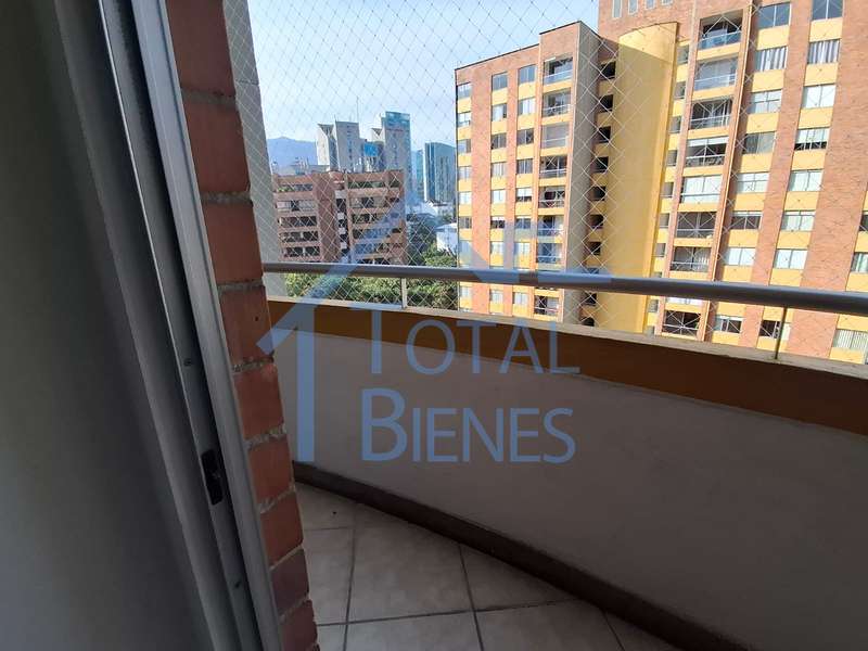 Foto 8 de 23 — Apartaestudio en El Poblado, Medellín