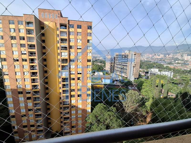 Foto 18 de 23 — Apartaestudio en El Poblado, Medellín