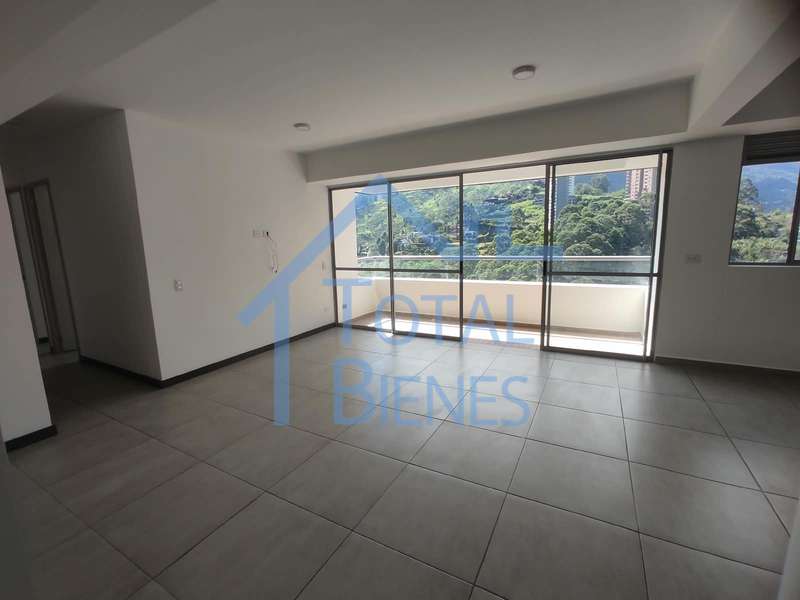 Foto 3 de 12 — Apartamento en Aves María, Sabaneta