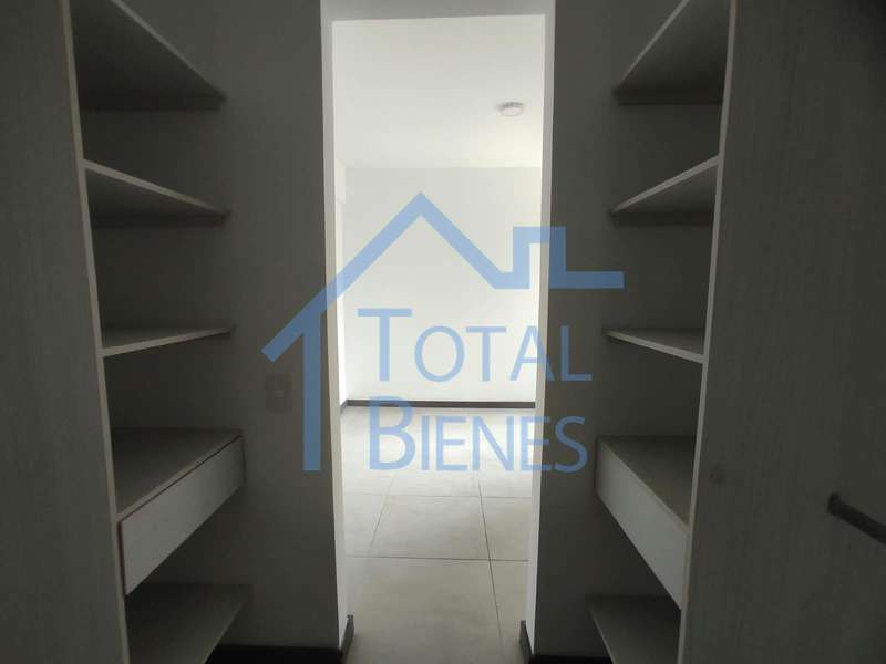 Foto 9 de 12 — Apartamento en Aves María, Sabaneta