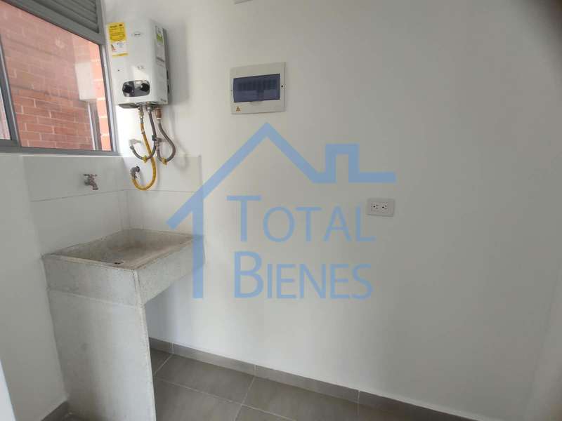 Foto 10 de 12 — Apartamento en Aves María, Sabaneta
