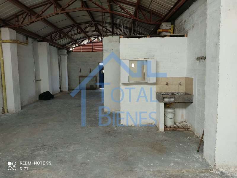Foto 4 de 7 — Bodega en Barrio Antioquia, Medellín