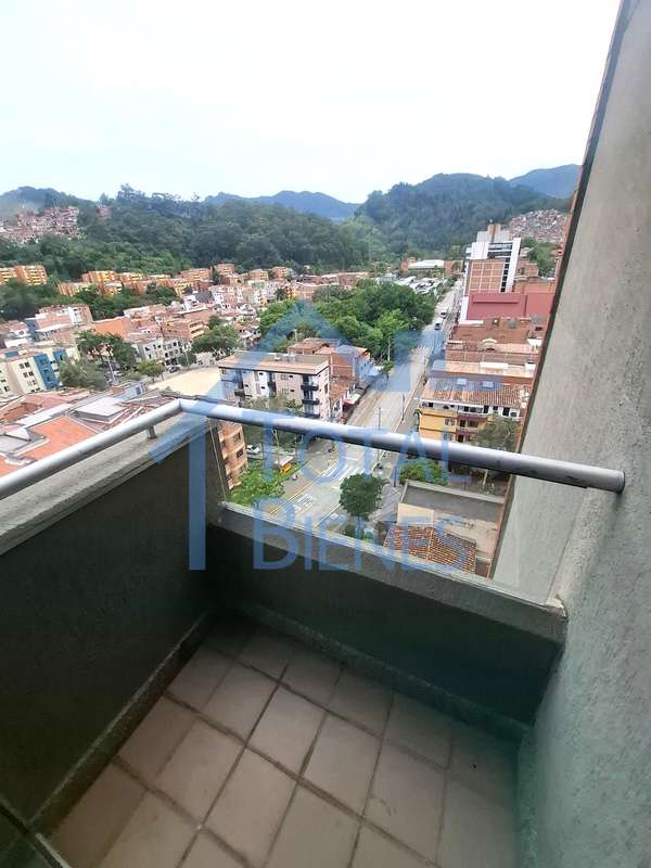 Foto 2 de 28 — Apartamento en Belen los Alpes, Medellín