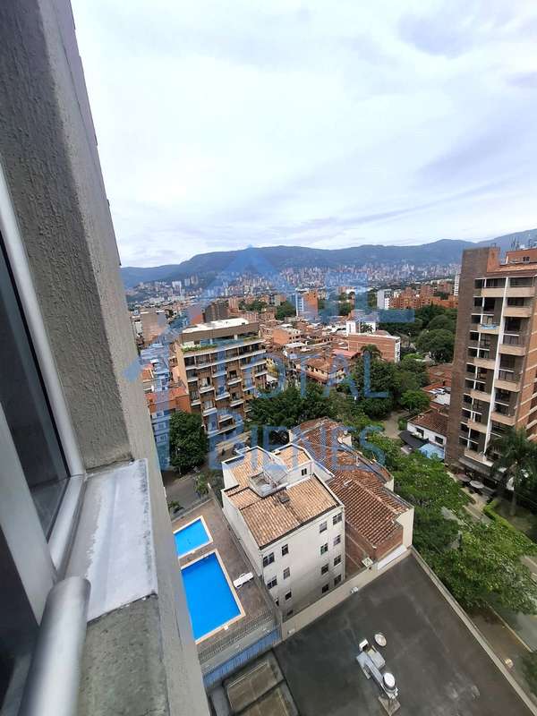 Foto 3 de 28 — Apartamento en Belen los Alpes, Medellín