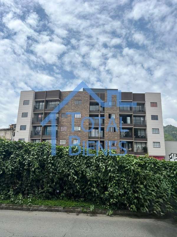 Foto 1 de 17 — Apartamento en San Isidro, Itagüí