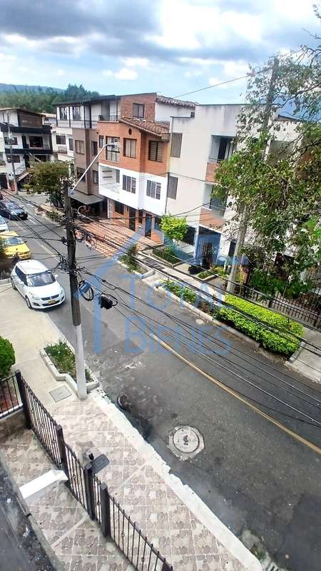 Foto 2 de 27 — Apartamento en Belen la Gloria, Medellín