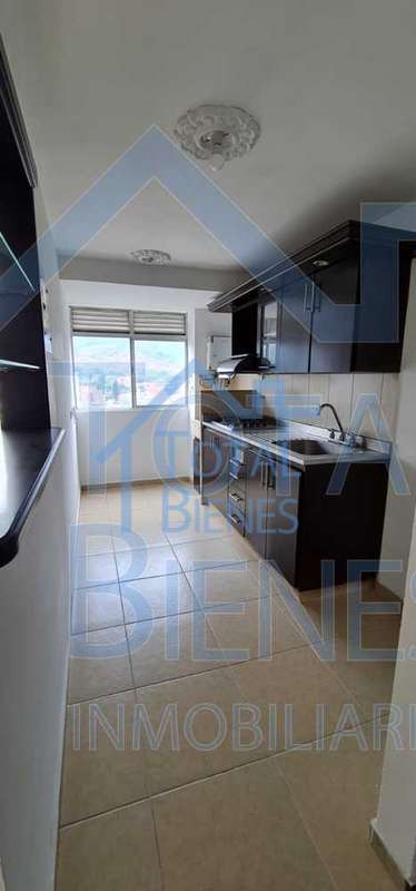 Foto 5 de 30 — Apartamento en Los Alpez, Medellín