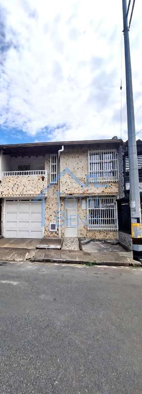 Casa en Arriendo en San Pablo, Medellín
