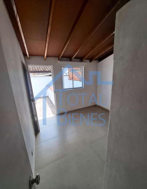 Foto 11 de 20 — Casa en San Pablo, Medellín