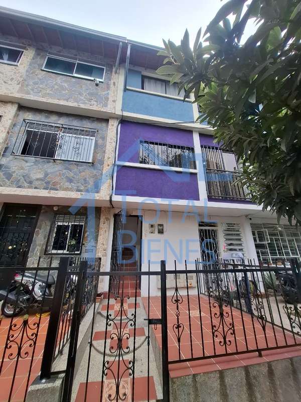 Foto 2 de 25 — Apartamento en Santa Lucia, Medellín