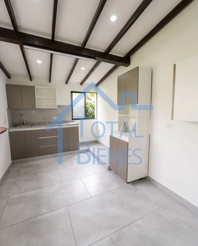 Foto 5 de 24 — Casa en Belen Miravalle, Medellín