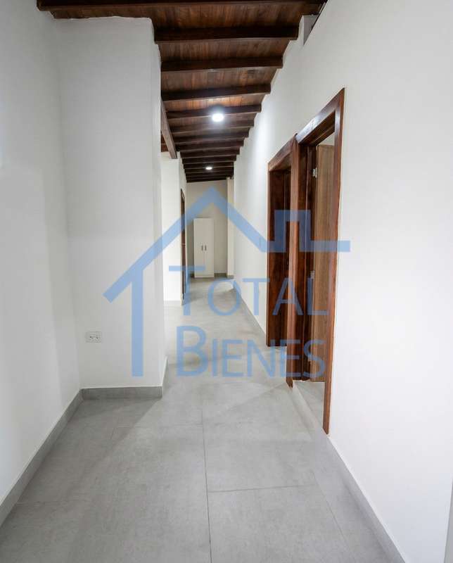 Foto 10 de 24 — Casa en Belen Miravalle, Medellín