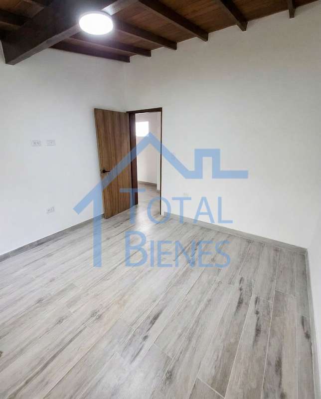 Foto 11 de 24 — Casa en Belen Miravalle, Medellín