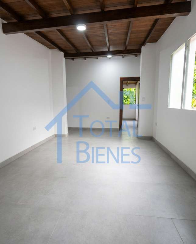 Foto 14 de 24 — Casa en Belen Miravalle, Medellín