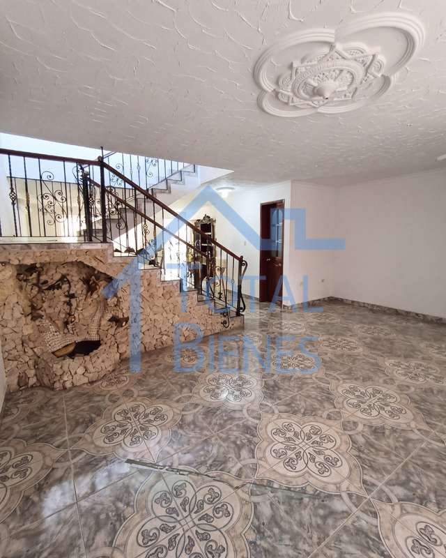 Casa comercial en Arriendo en Belén Rosales, Medellín