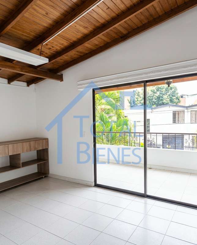Foto 8 de 23 — Casa comercial en Belén Malibú, Medellín