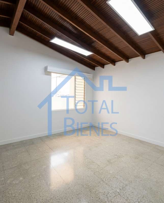 Foto 22 de 23 — Casa comercial en Belén Malibú, Medellín
