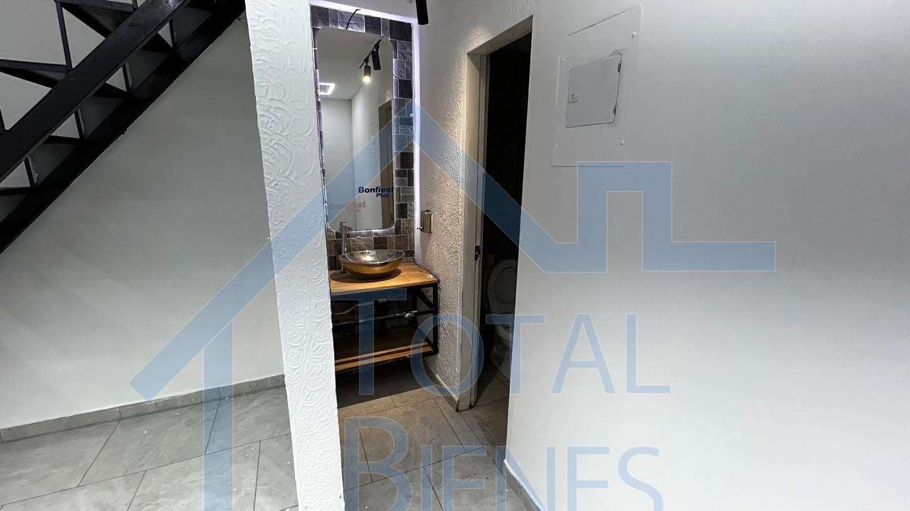 Foto 7 de 18 — Local en Laureles, Medellín