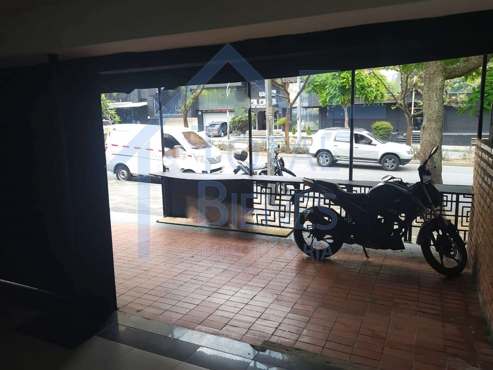 Foto 15 de 18 — Local en Laureles, Medellín