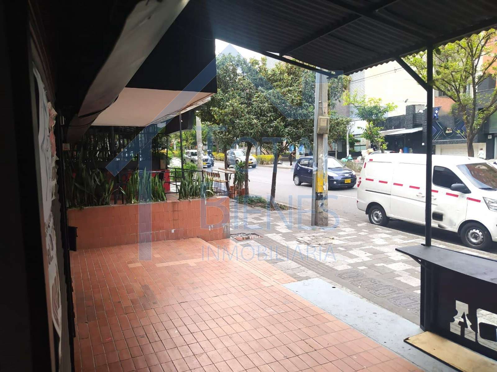 Foto 14 de 18 — Local en Laureles, Medellín