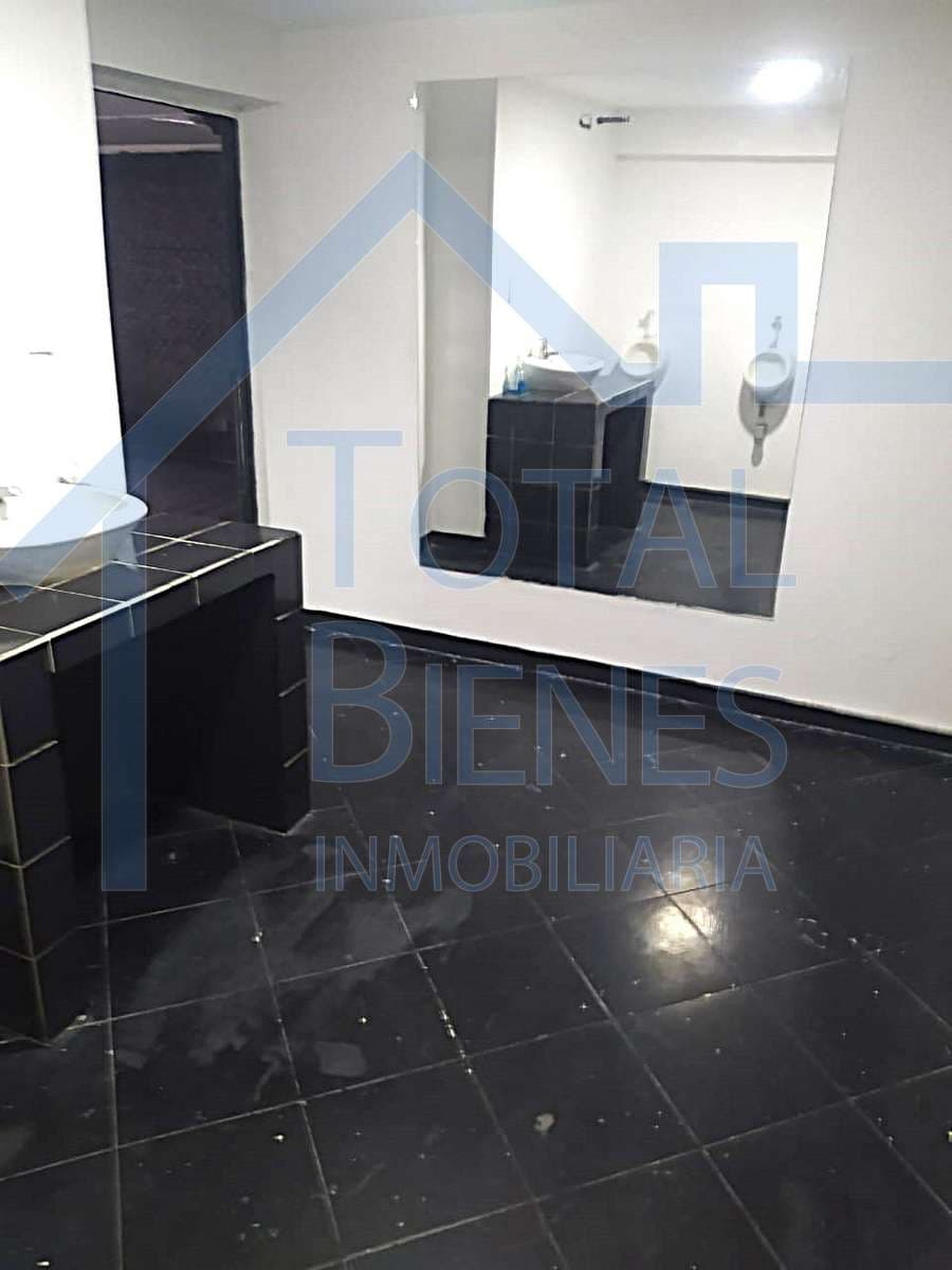 Foto 19 de 45 — Local en El Poblado, Medellín
