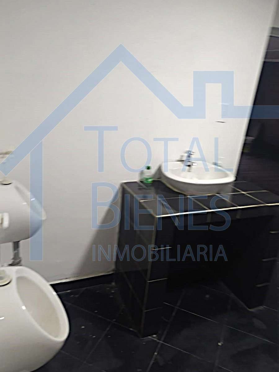 Foto 25 de 45 — Local en El Poblado, Medellín