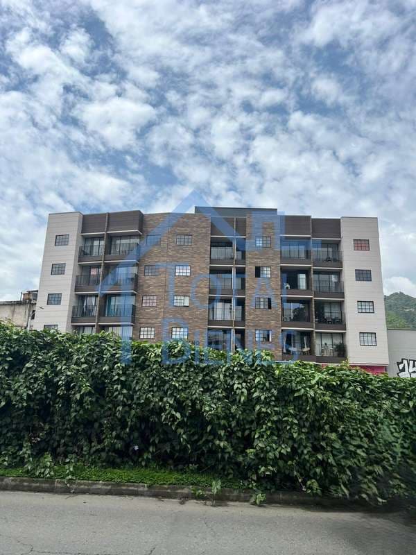 Apartamento en Arriendo en Barrio San Isidiro, Itagüí